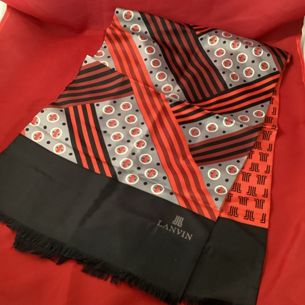 Monogram geometrical pattern 100% silk men scarf